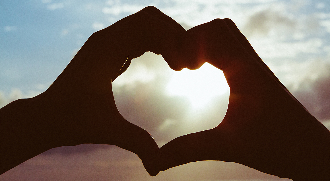 LS Hand Heart