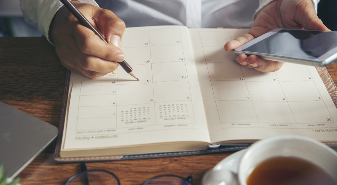 Stock writing in calendar 1160x636